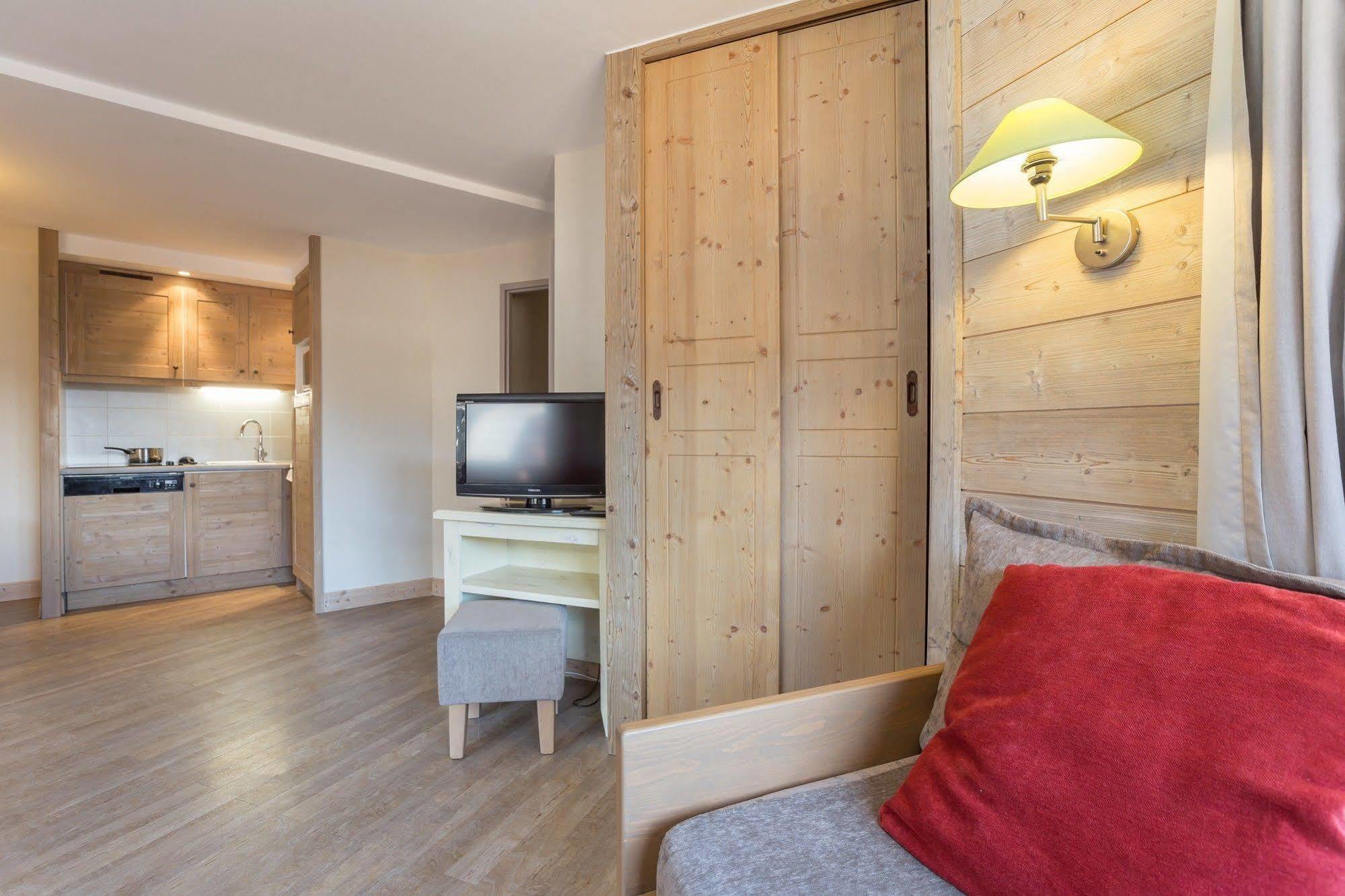 Pierre & Vacances Residence Le Christiana La Tania Εξωτερικό φωτογραφία