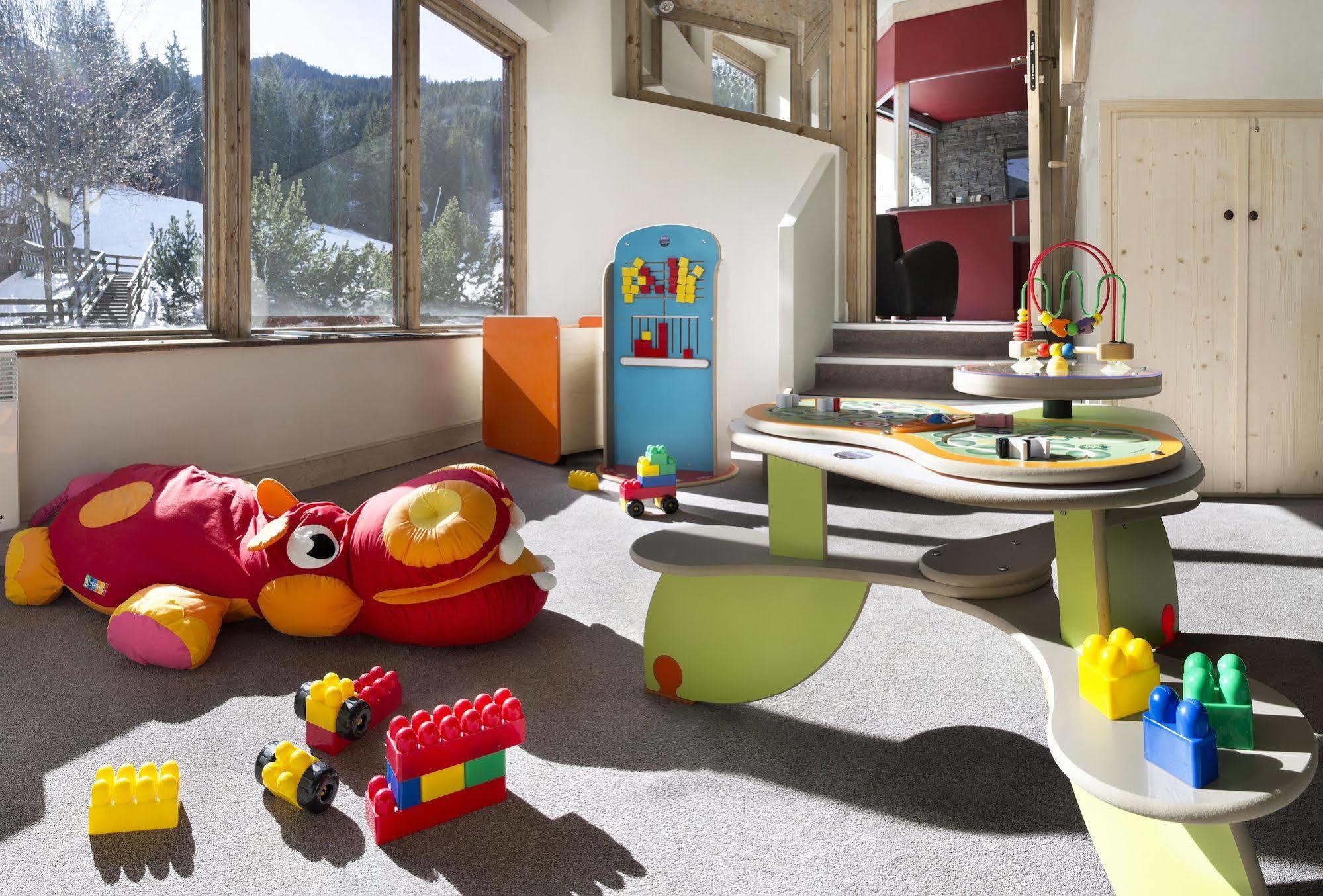 Pierre & Vacances Residence Le Christiana La Tania Εξωτερικό φωτογραφία